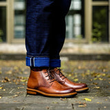 THE HAMPTON CHUKKA BOOTS